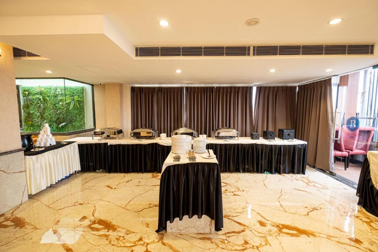 The Bastion Hotel โบปาล ภายนอก รูปภาพ