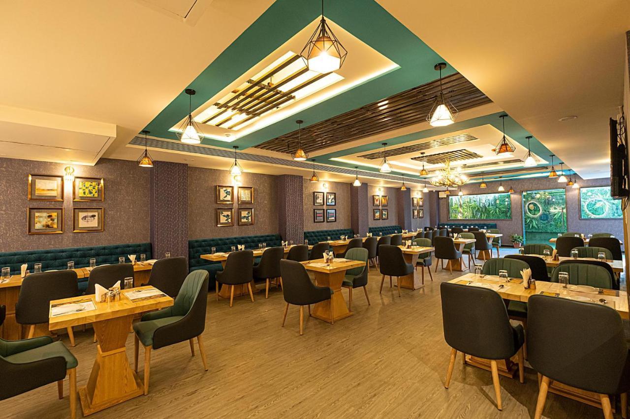 The Bastion Hotel โบปาล ภายนอก รูปภาพ