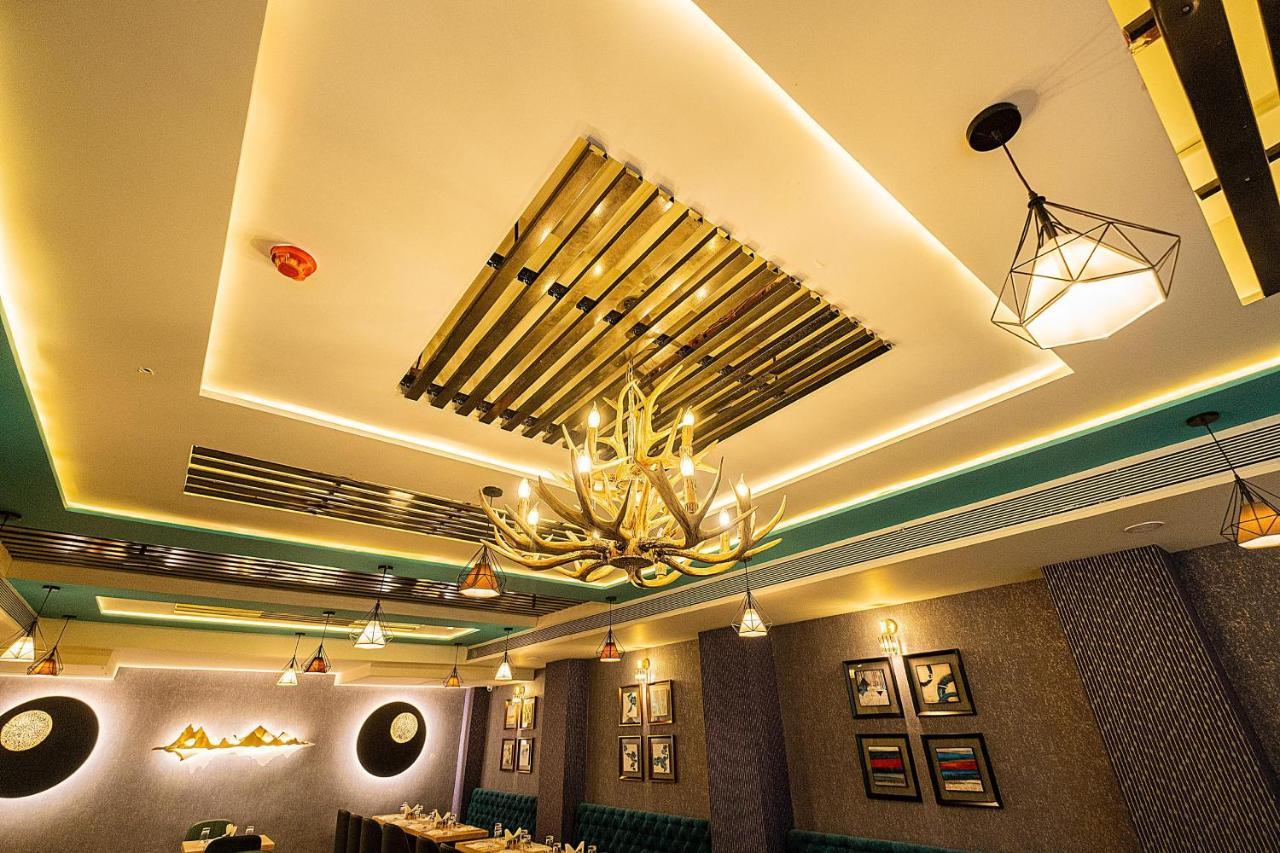 The Bastion Hotel โบปาล ภายนอก รูปภาพ