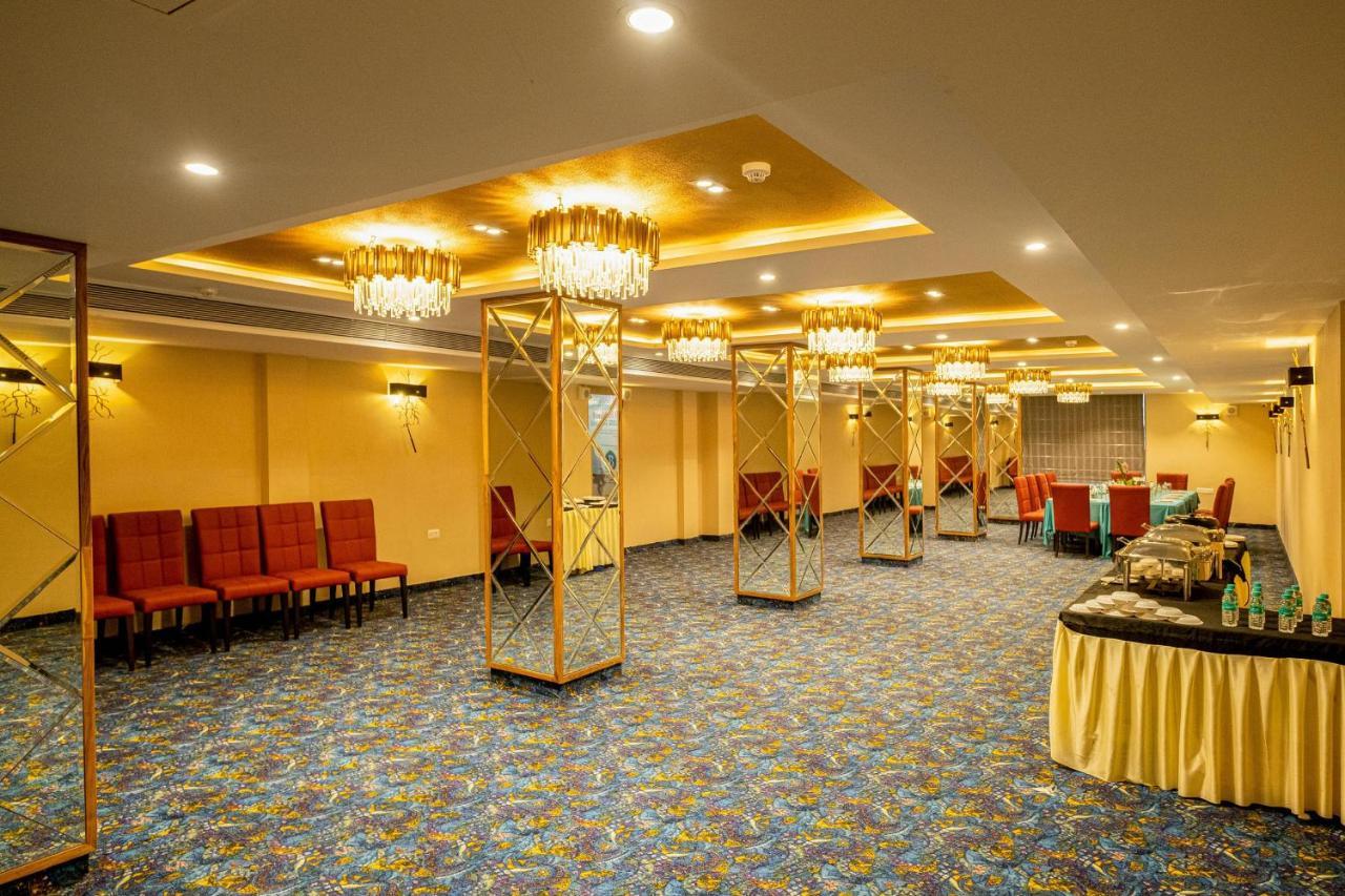 The Bastion Hotel โบปาล ภายนอก รูปภาพ