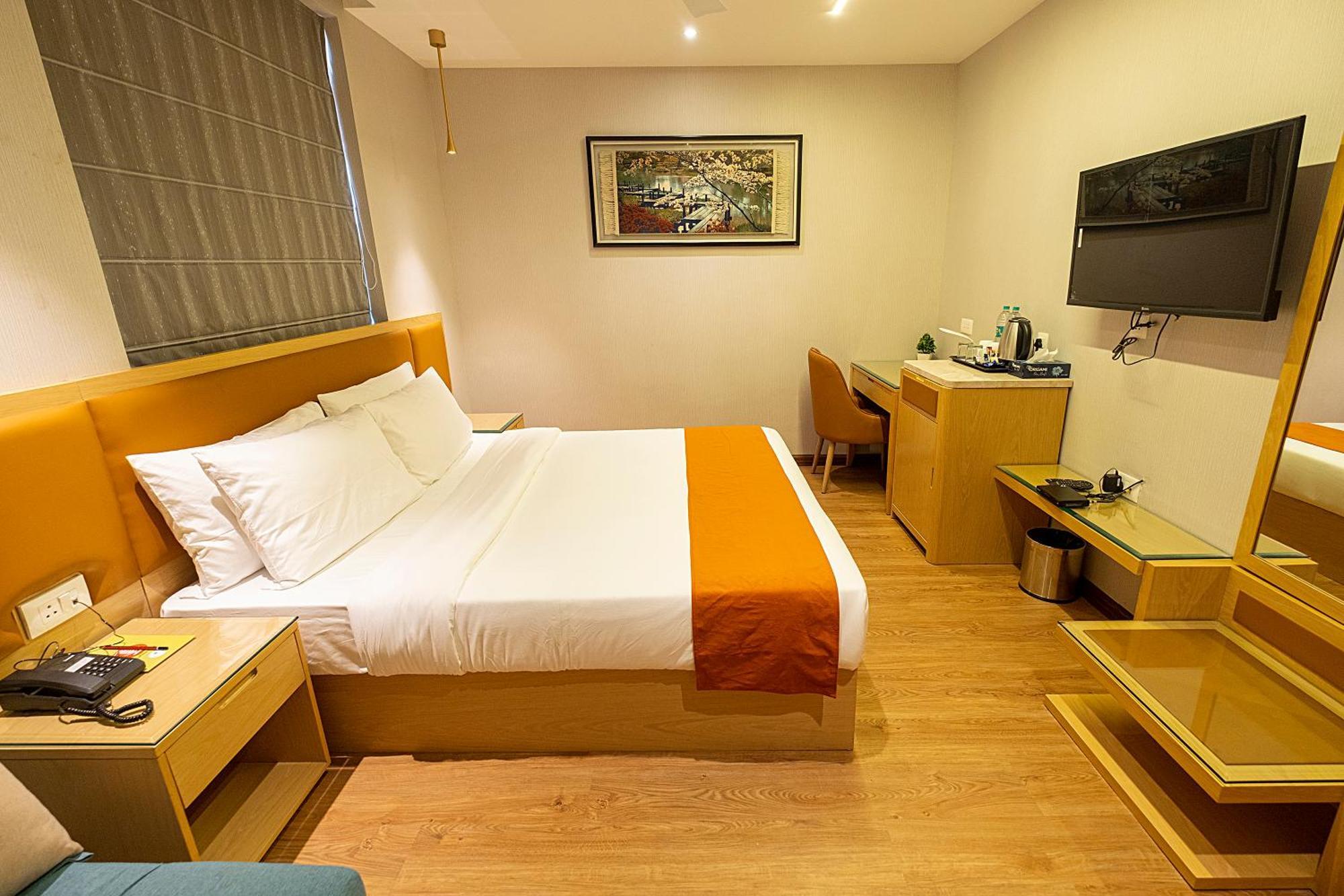 The Bastion Hotel โบปาล ภายนอก รูปภาพ
